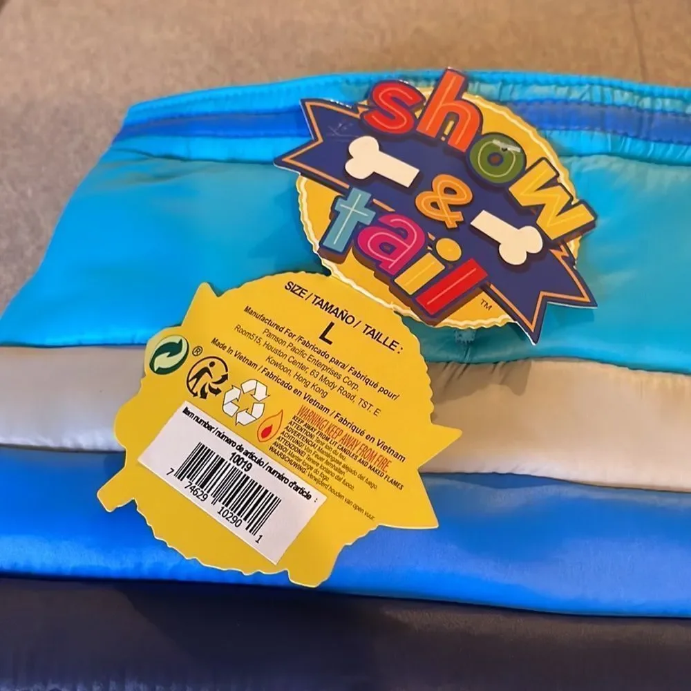 NWT Show & Tail The Bundled Bark Insulated Dog Vest - Large